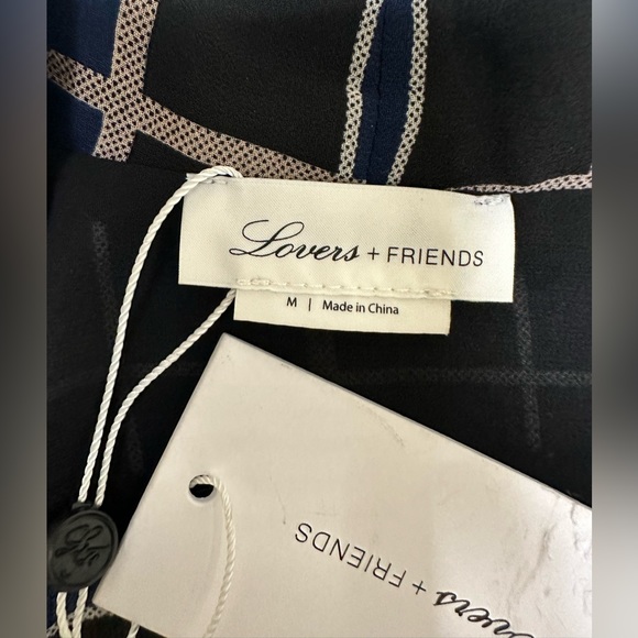 NWT;Lovers +Friends Get Down Blouse in plaid 🌟 - Picture 9 of 9